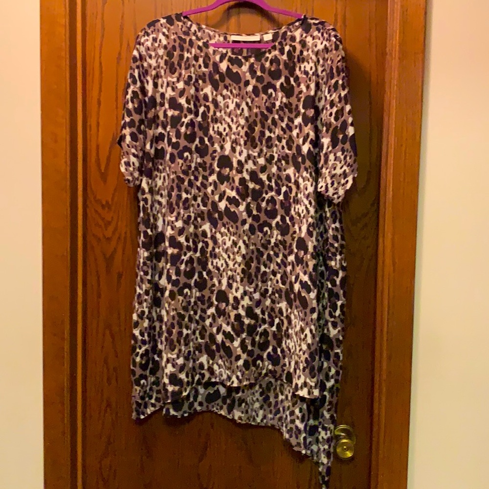 NWOT Sejour tunic w/ asymmetrical hem - 18w